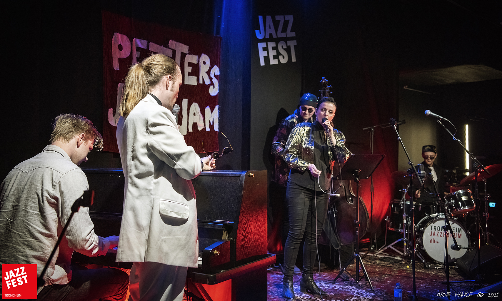 Petters Festjam feat. Kirsti Huke