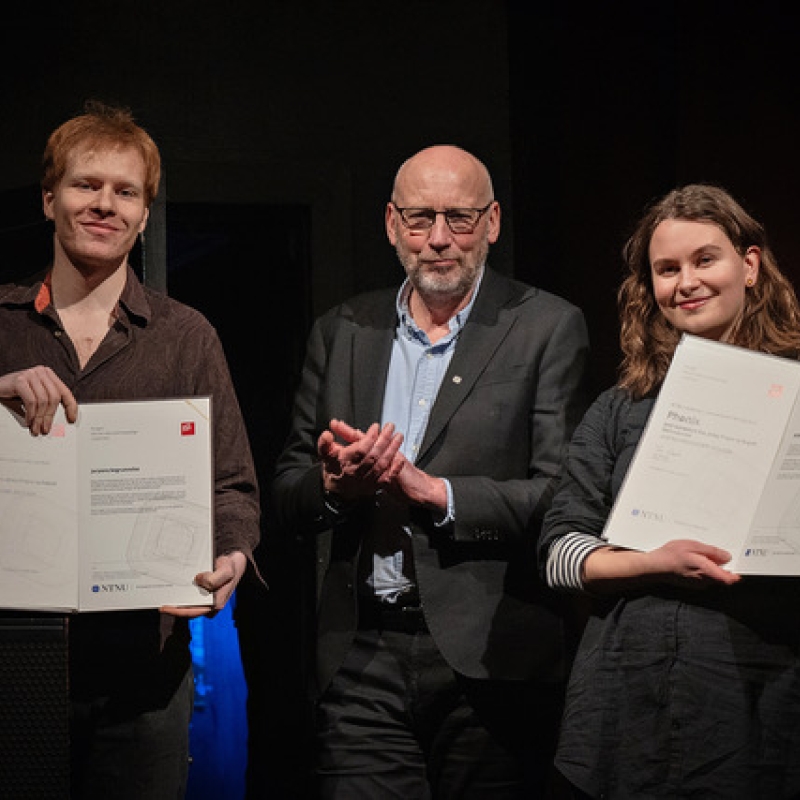 PICTURE OF PHØNIX AND THE PRINCIPAL OF NTNU